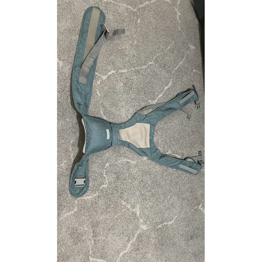 Preloved Gendongan Moimom M-Shape