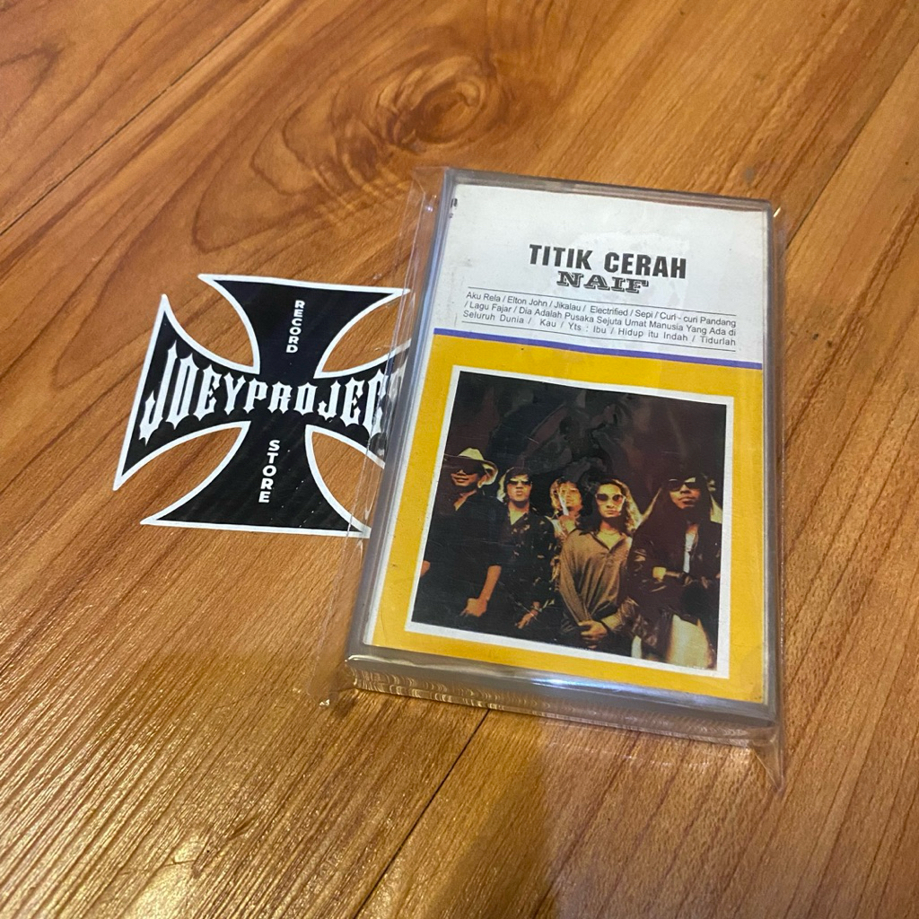 kaset naif - titik cerah