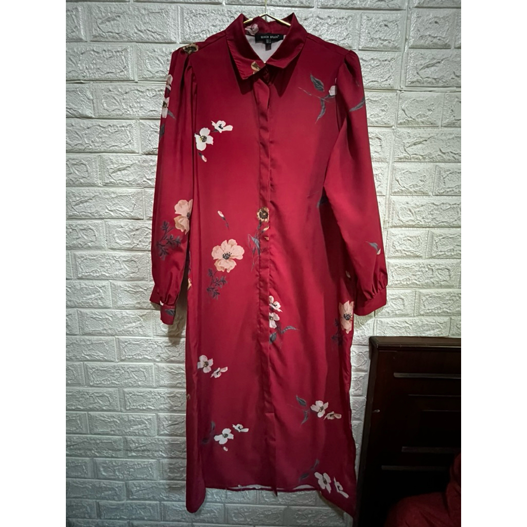 Preloved long tunik/dress midi warna merah maroon motif bunga
