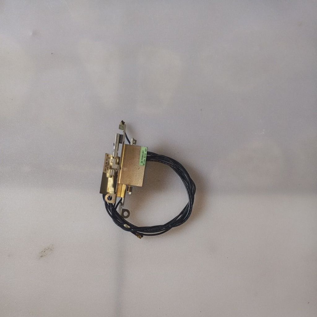 Kabel anthena Wifi laptop HP Pavilion dv2000