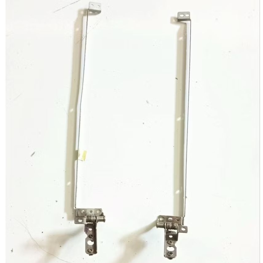 Engsel Laptop Toshiba Portege M900