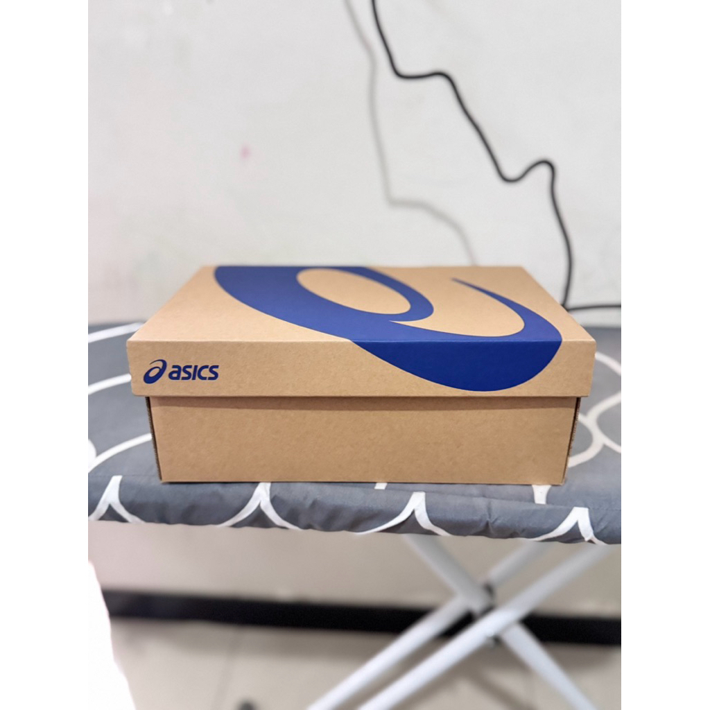 Sepatu Running Wanita Asics