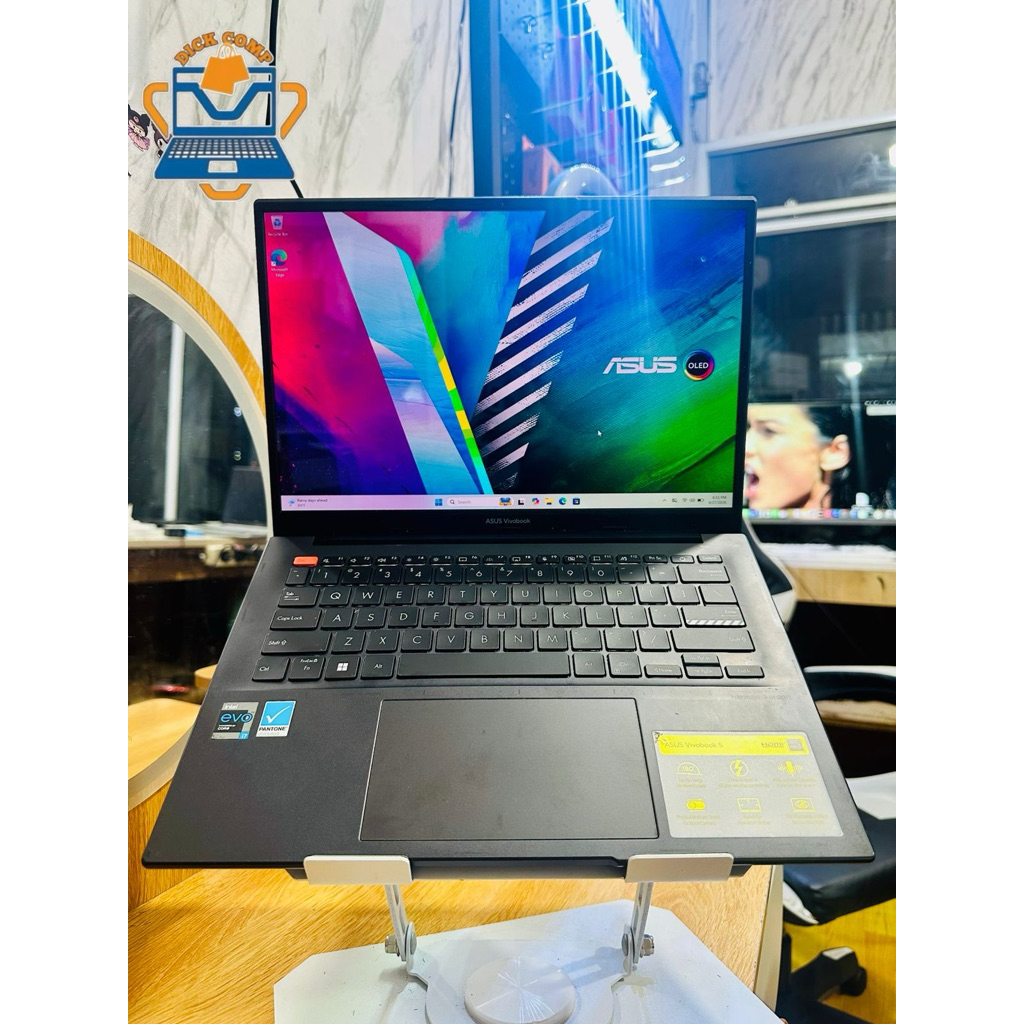 Asus K30402Za OLED. core i7 gen 12 High. ram 16/512gb ssd. normal. mulus
