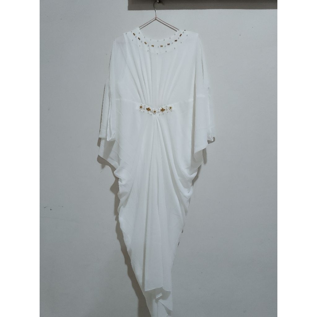 preloved gamis putih