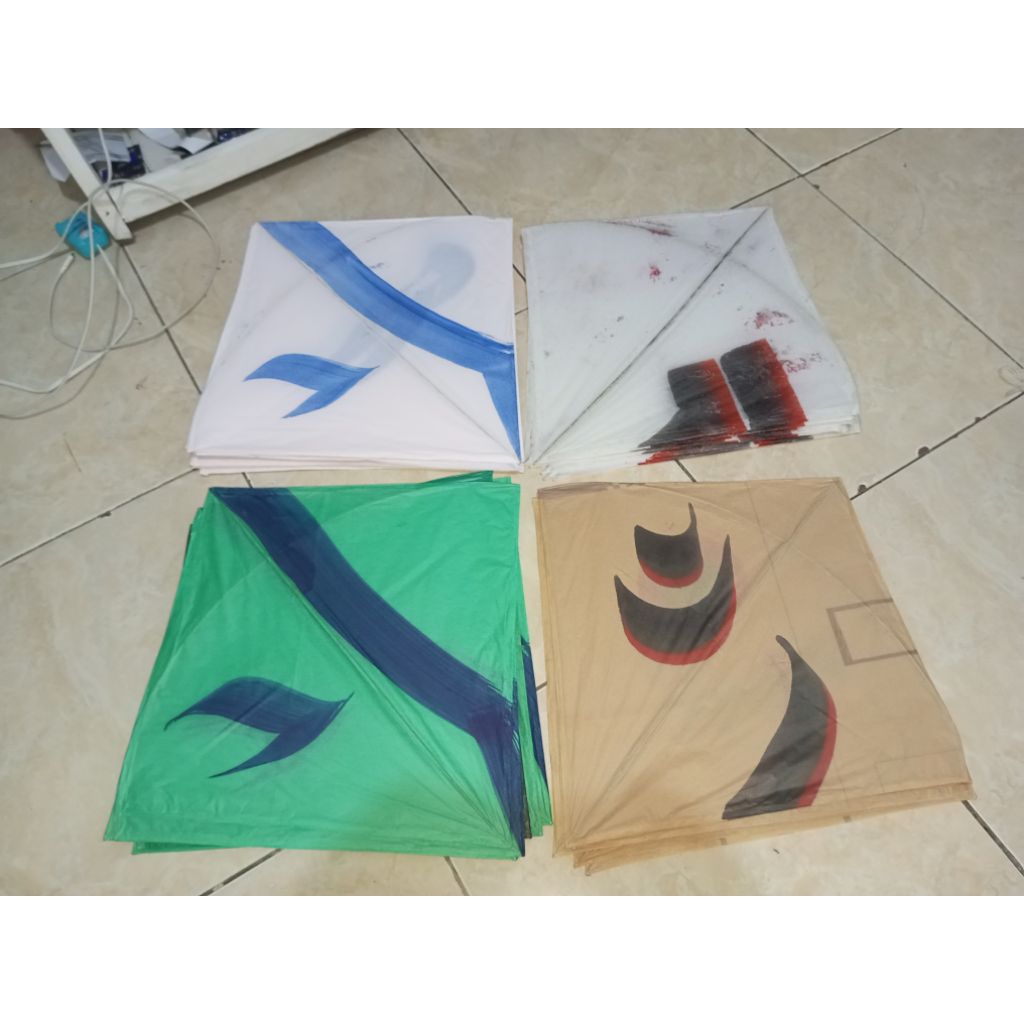 Layangan 1 Pak 10 Pcs