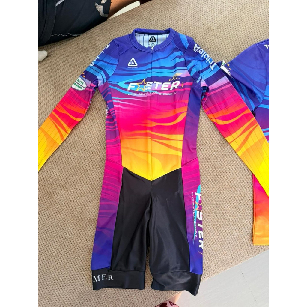 SKINSUIT TRIPLE A SIZE 8s (FREE JERSEY 6s)