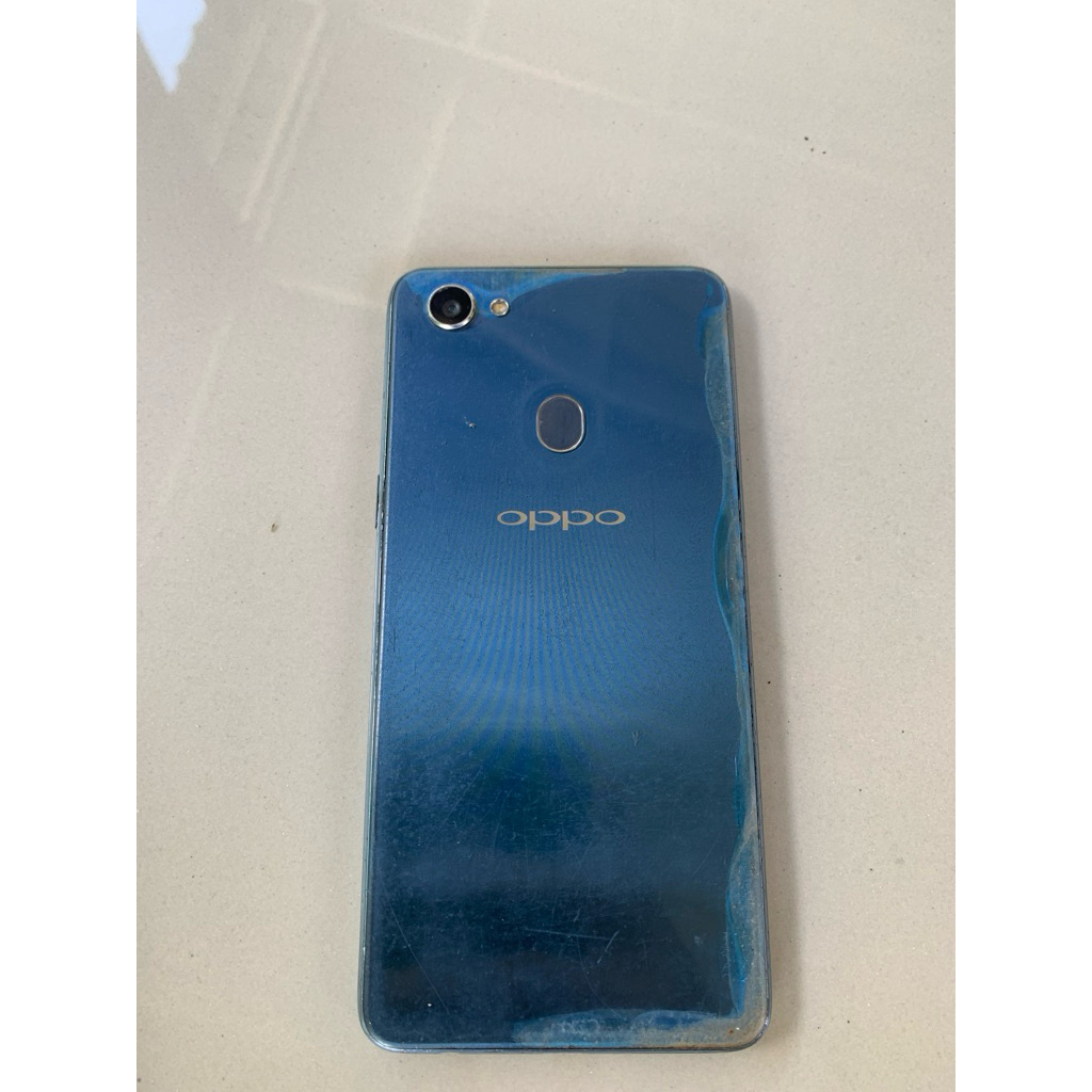 Oppo F7 Resmi 4 / 64 GB | Ada minus