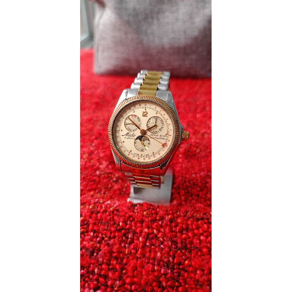 jam vintage Mido moonphase