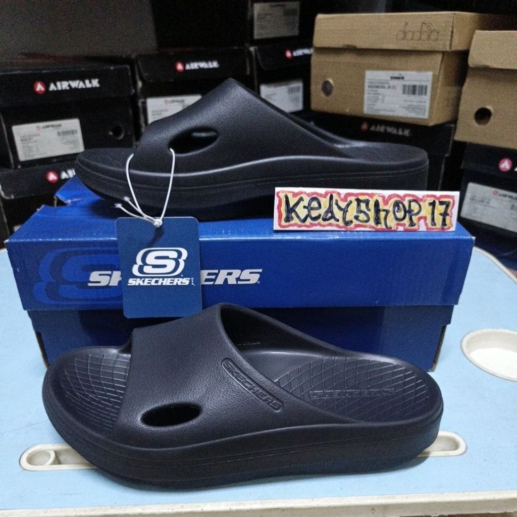 Sandal Skechers Relaxed Fit Freeverb slide black original resmi sport station
