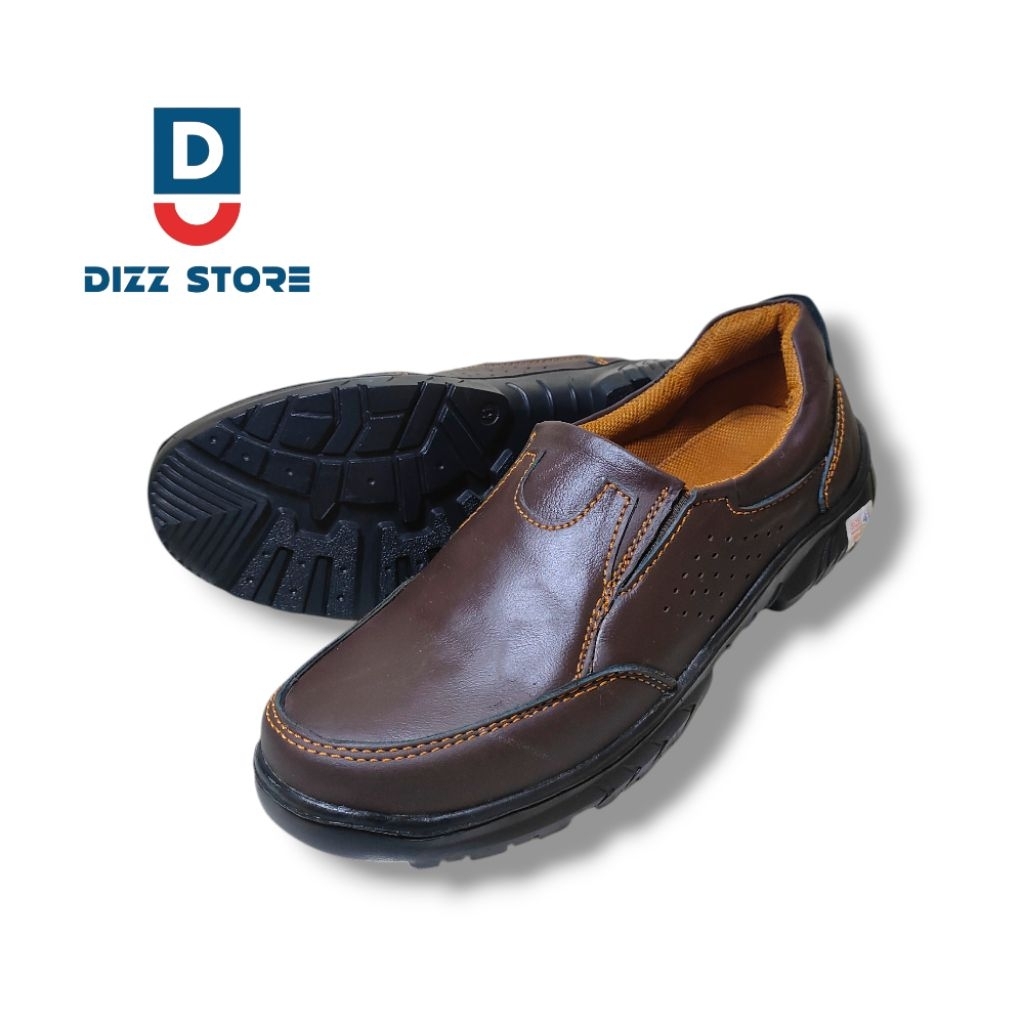 Sepatu Kulit pria Kickers semi Safety Slip On Karet pantofel Fantofel kt.05 coklat