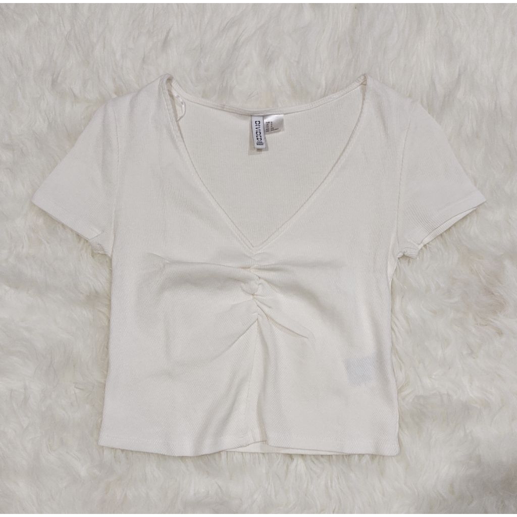 Kaos Crop Top Wanita Dewasa Putih H&M Preloved Like New No Defect Nyaman Dipakai