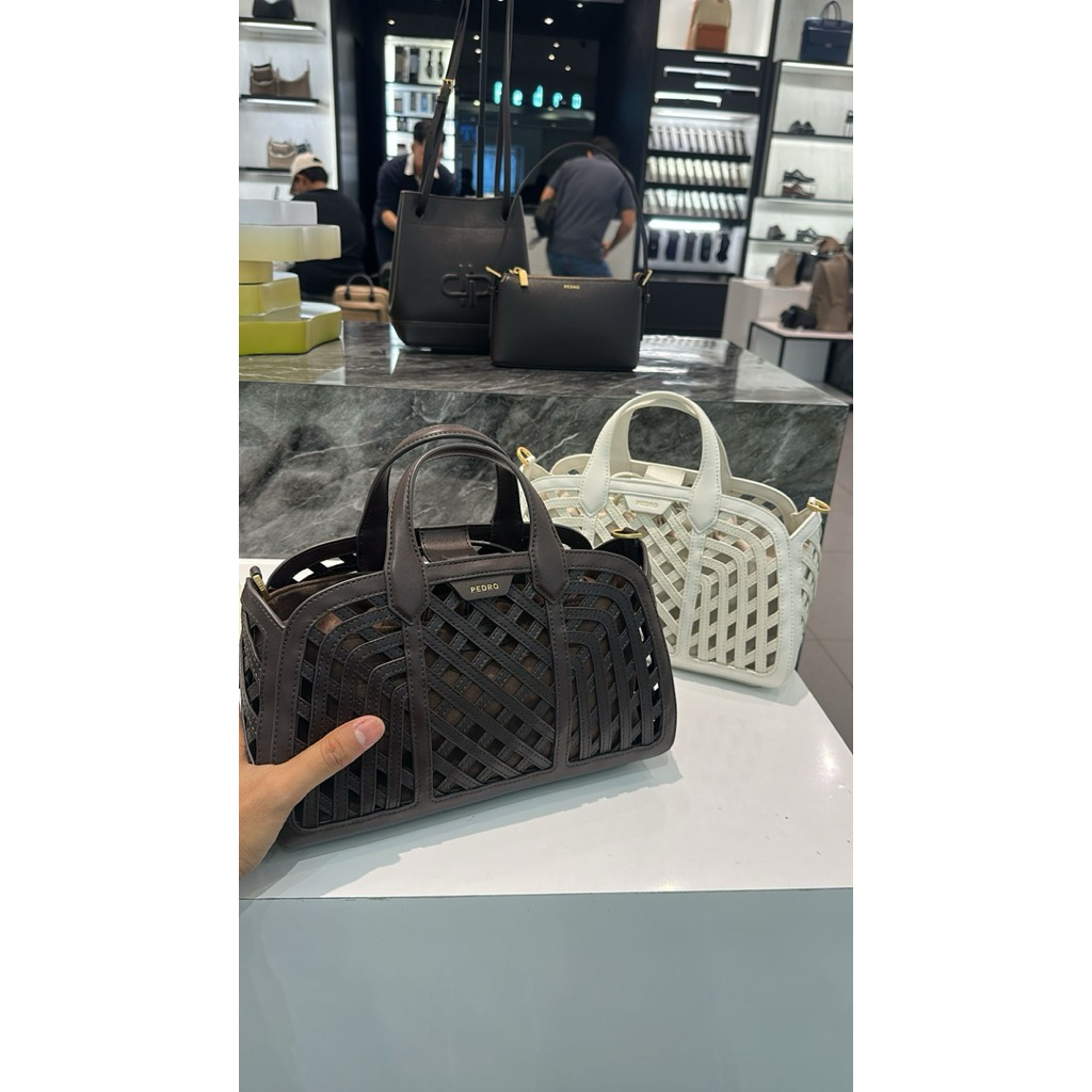 Tas wanita selempang pedro original
