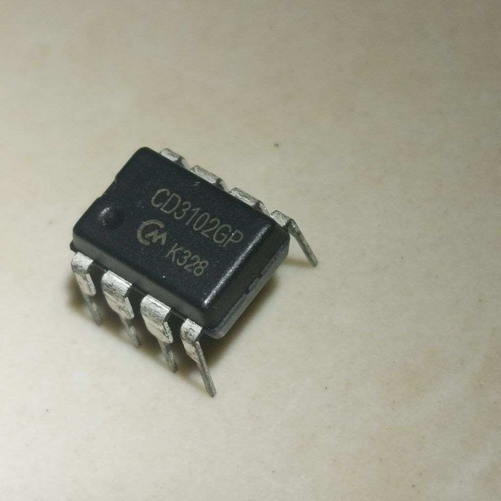 CD3102GP DIP-8 Tancap CD3102 CD 3102 3102GP IC Rangkaian Clock Echo Sound Parts
