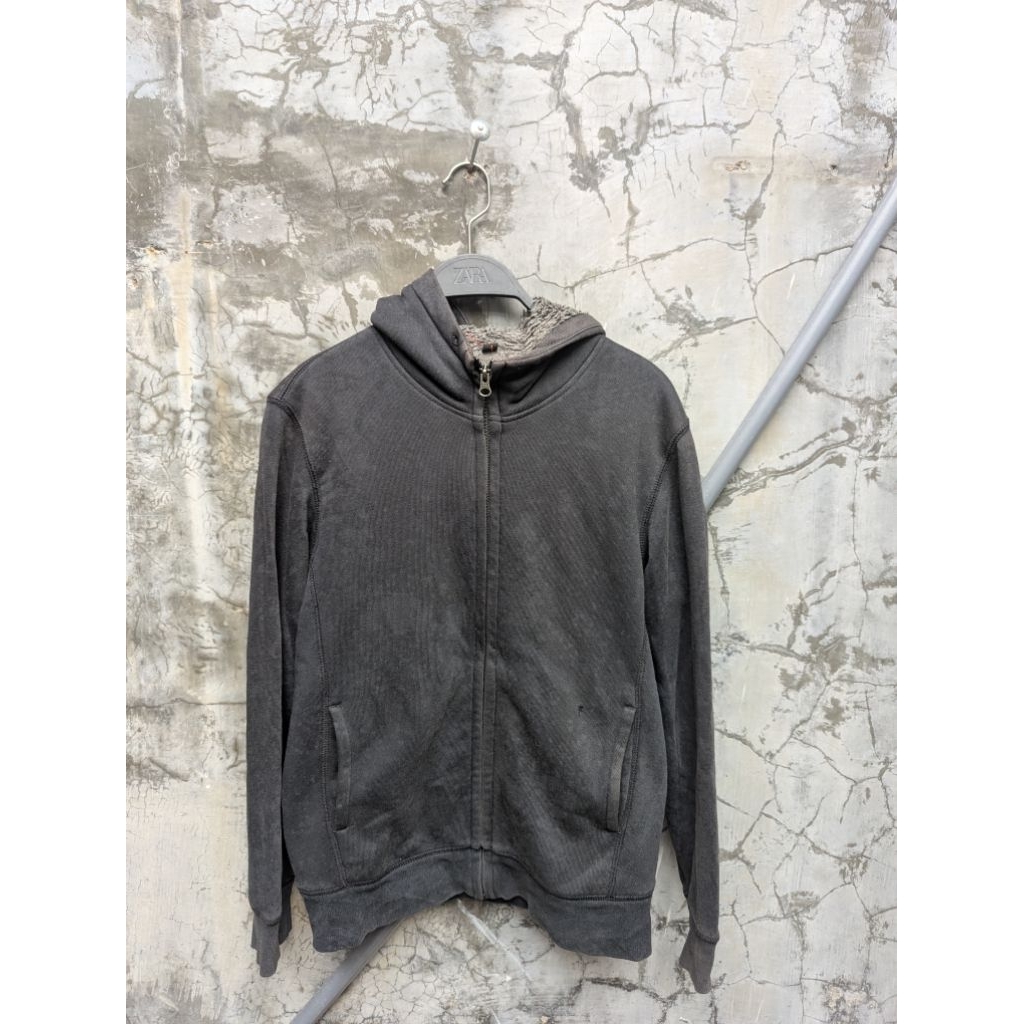 Hoodie sherpa hitam UNIQLO original mulus