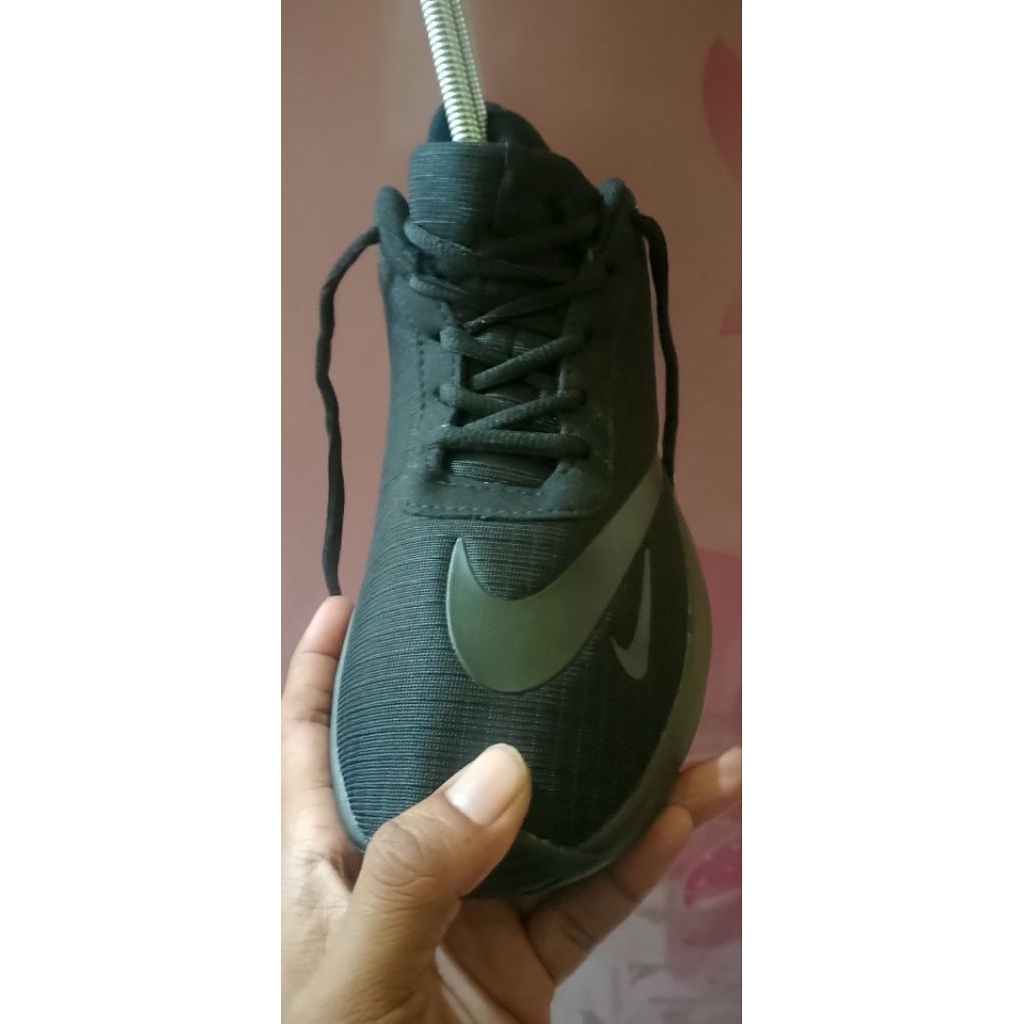Nike Air Zoom Winflo 6 full black second