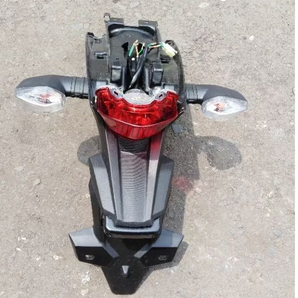 Spakbor belakang Crf 150 CRF original cabutan