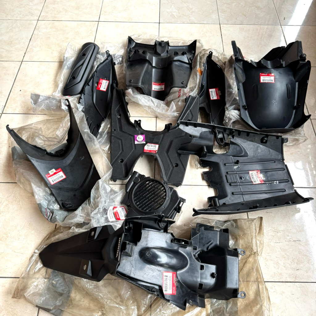 Cover Body Kasar Fullset Vario Techno Karbu 110 Lama Original AHM
