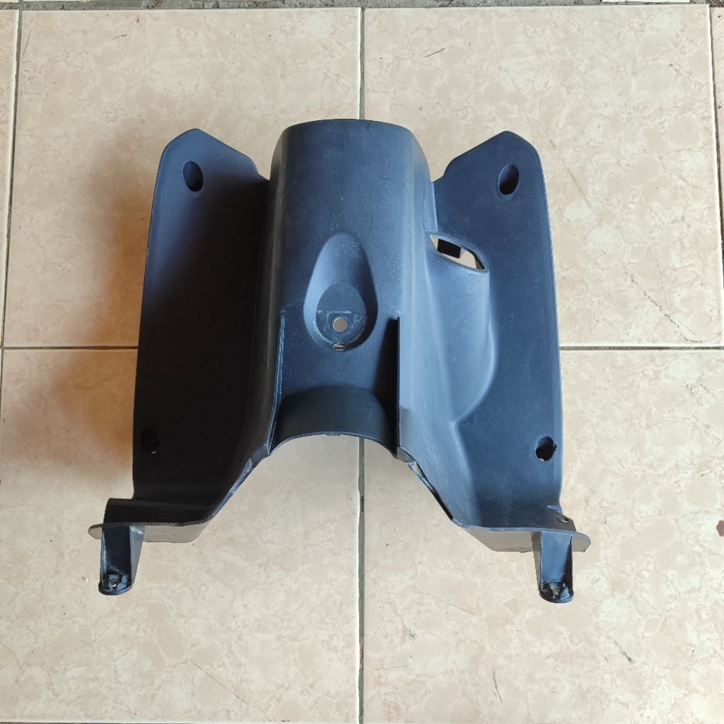 Cover Kontak Dek Kunci Beat Karbu Original AHM 81131-KVY-900