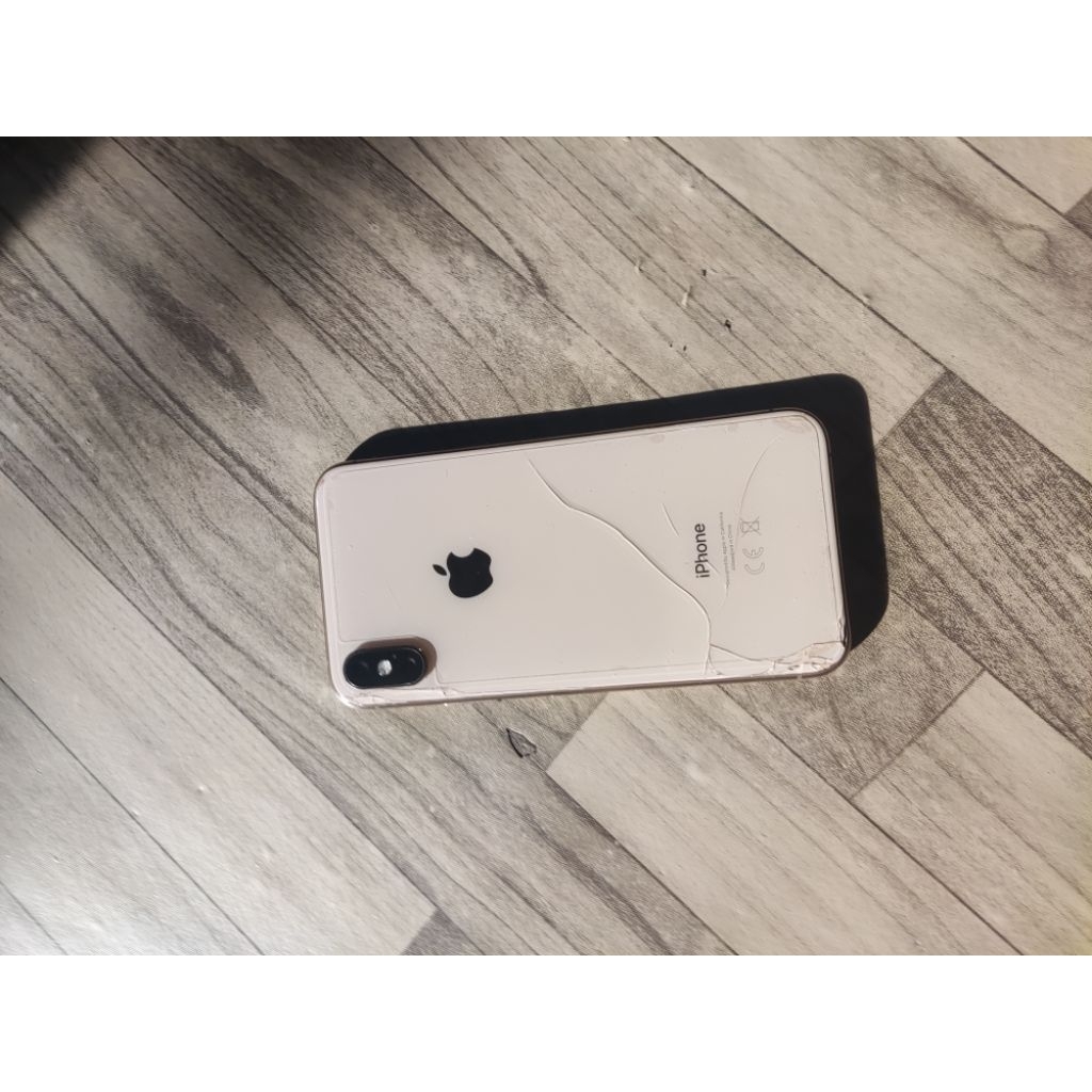 iphone xs 64Gb