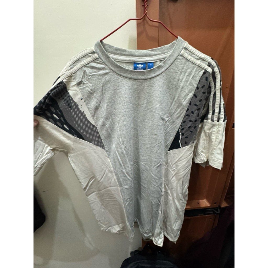 Tshirt Adidas original sz XL