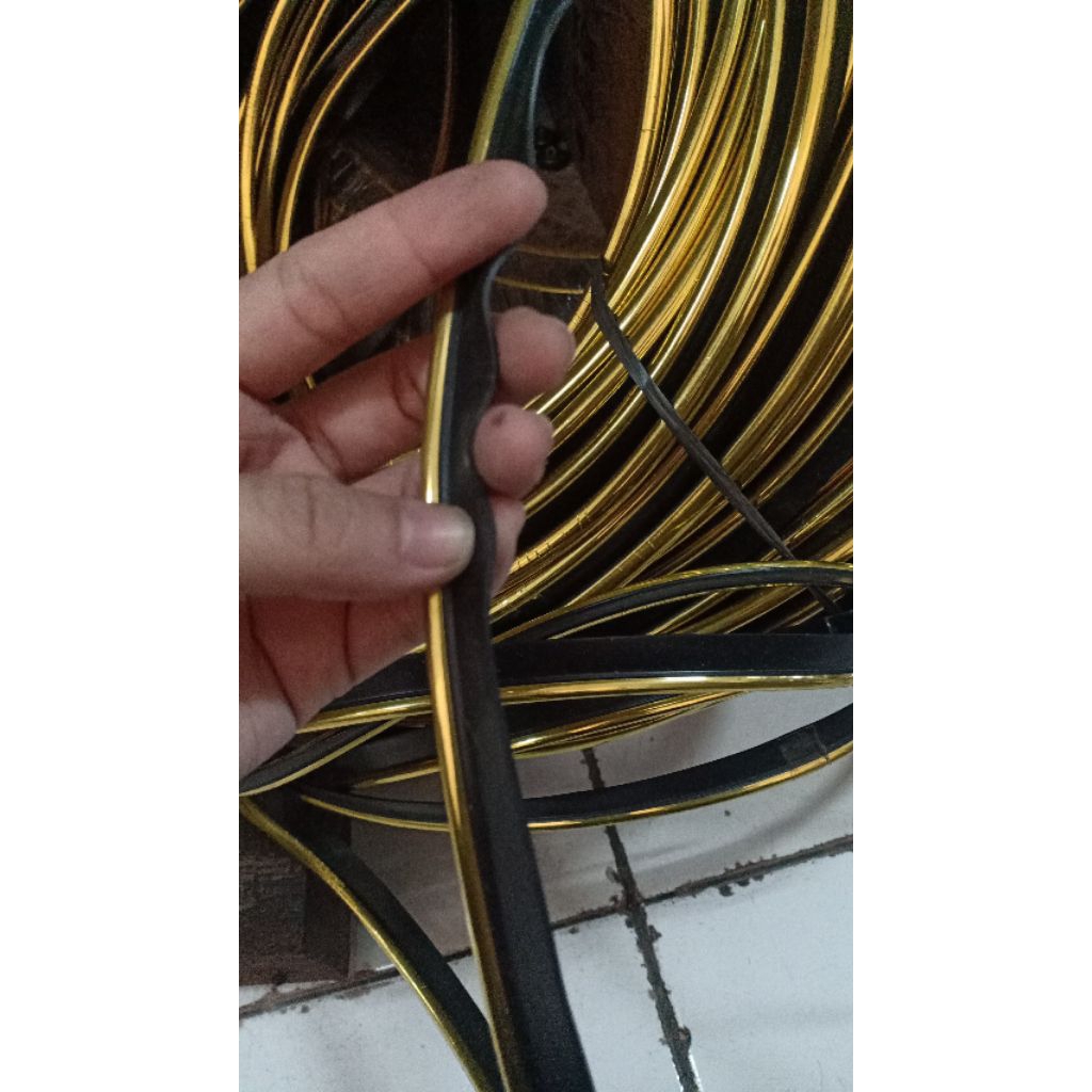 LIST SOFA ADGING 8MM METERAN WARNA GOLD EMAS TEBAL KUAT KURSI KASUR HIASAN PINGGIRAN MEWAH MAHAL ELE