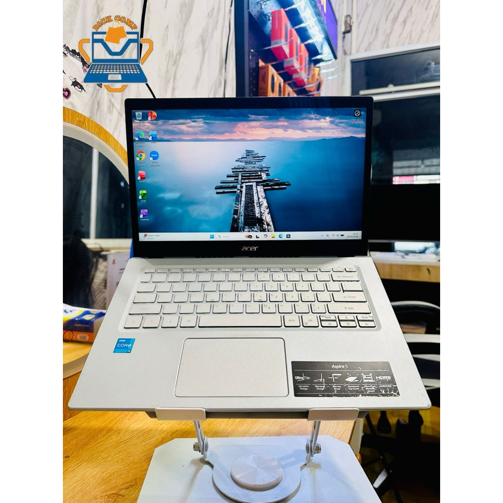 Acer aspire 5 backlit. core i3 gen 11. ram 8/256gb ssd. normal