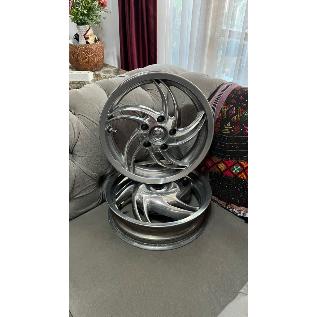 velg fly polish