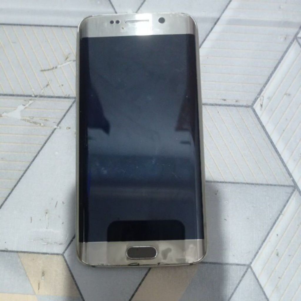 LCD SAMSUNG S6 EDGE BEKAS