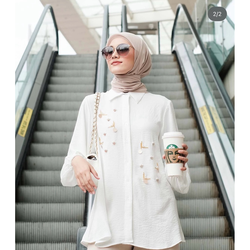 Preloved Vanilla hijab Vivy Blouse