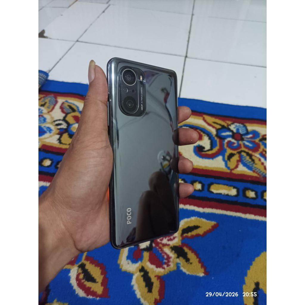 hp xiaomi poco f3 ram 8/256 (second)