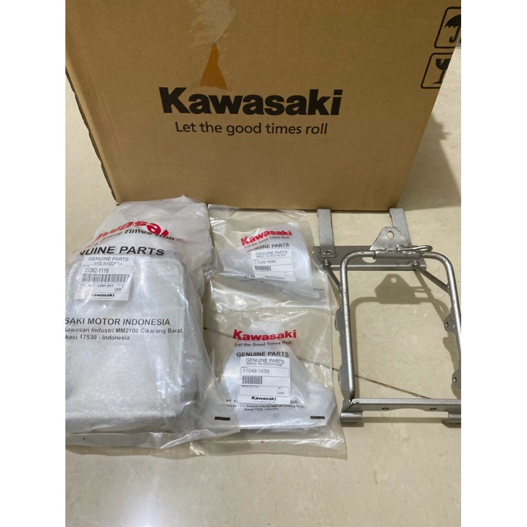 breket lampu 1 set kawasaki ninja ss lampu bulat