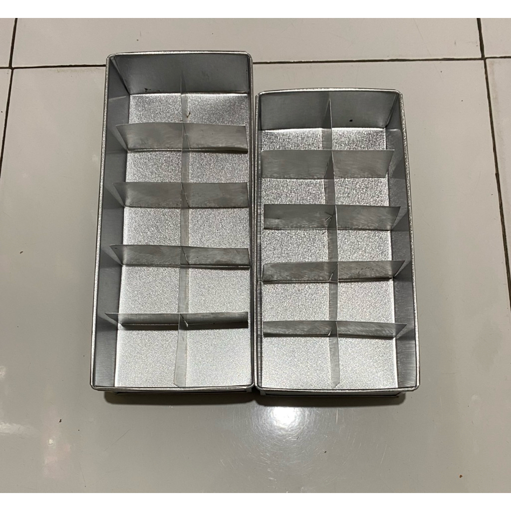 Loyang Dan Sekat Brownies 10 Lubang Ukuran 20x10/22x10/25x10 Cm Tinggi 4 Cm / Loyang Sekatan Cetakan