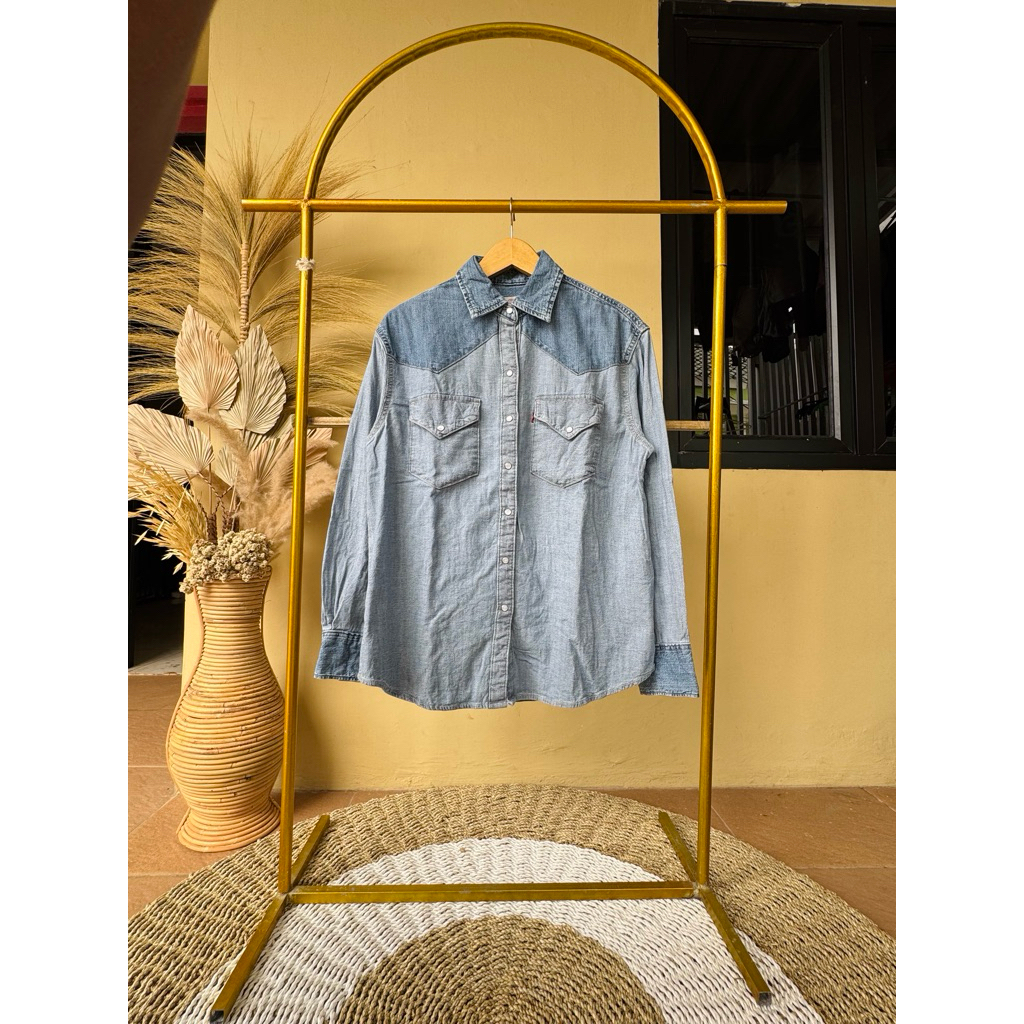LEVIS DENIM SHIRT KANCING BATU M ORIGINAL