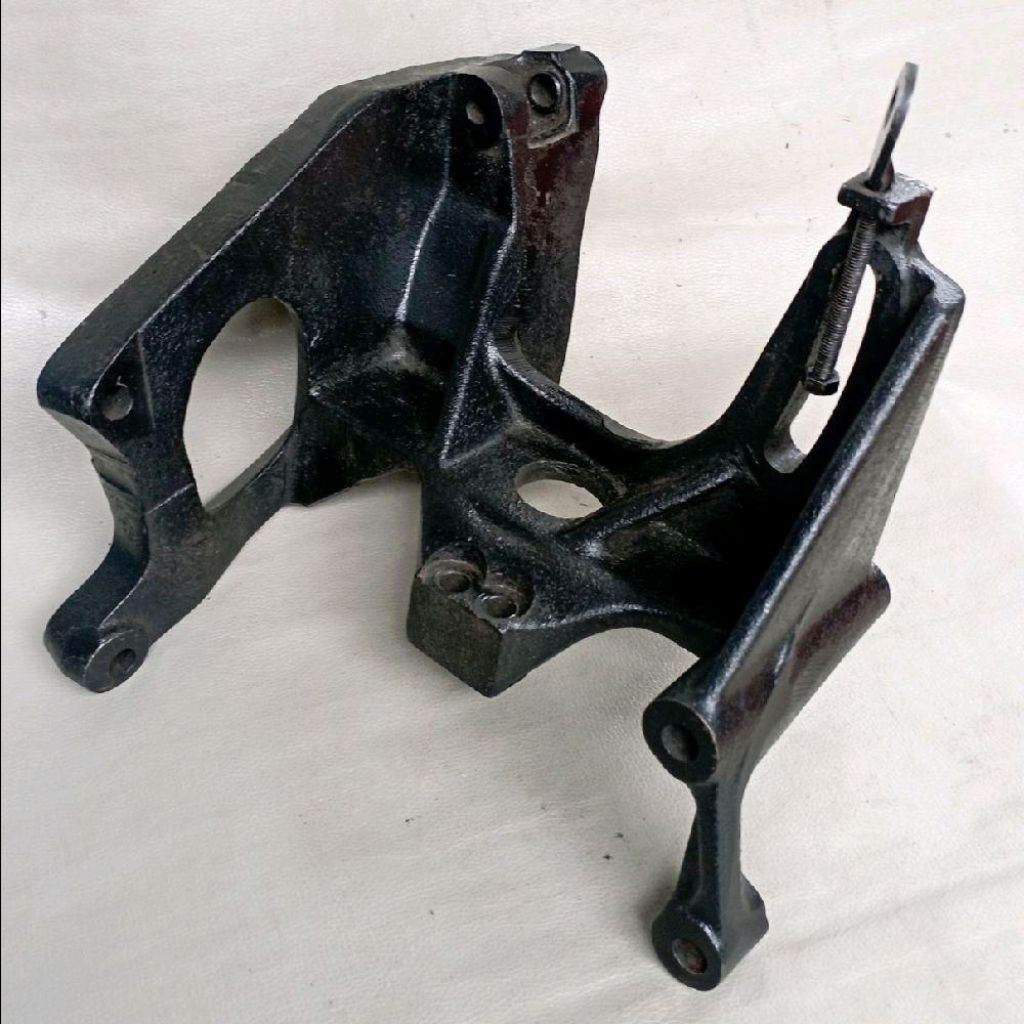 Bracket Kompresor Ac Denso Toyota Kijang Super Grand 4K 5K Original Copotan