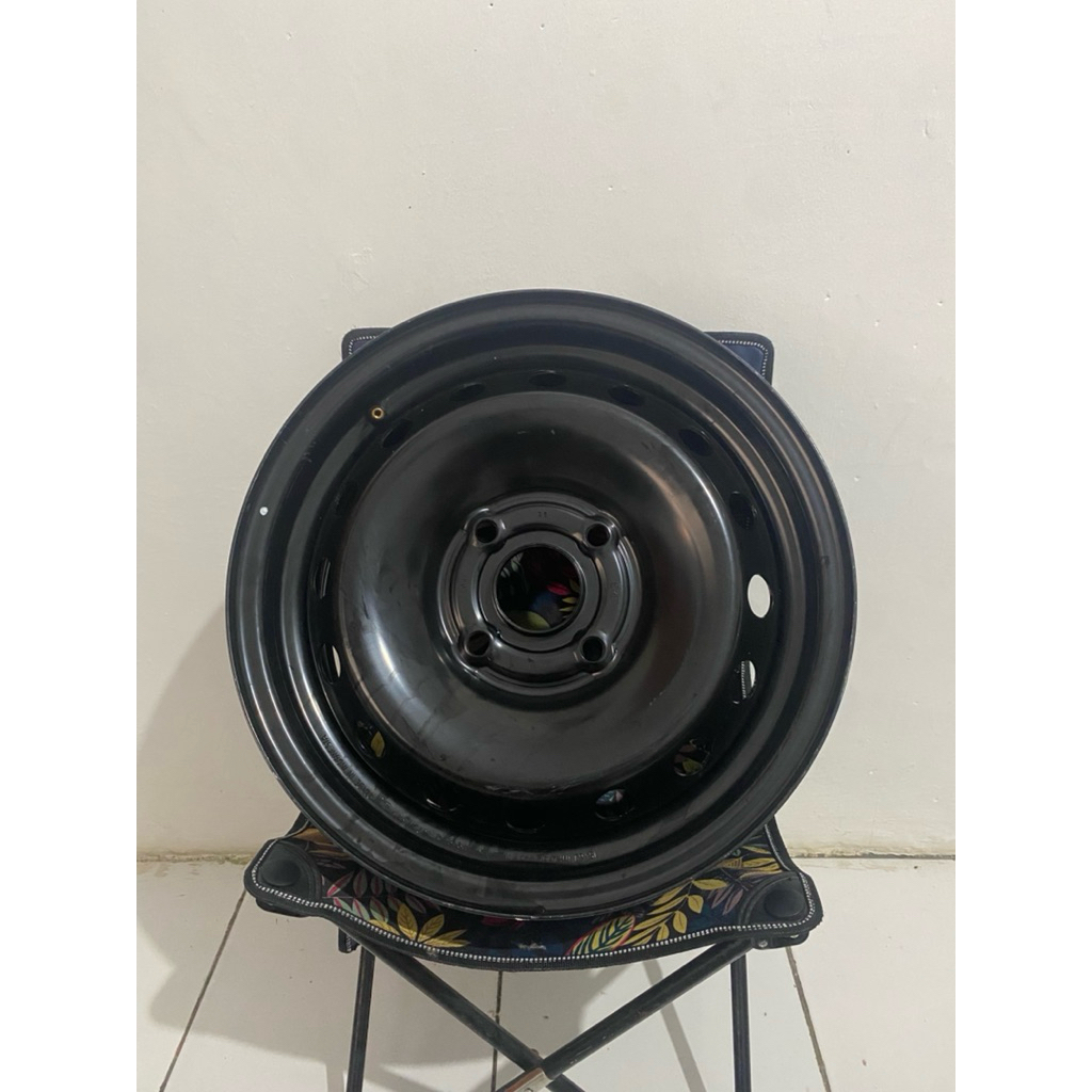 Velg kaleng wuling r15 pcd 4x114
