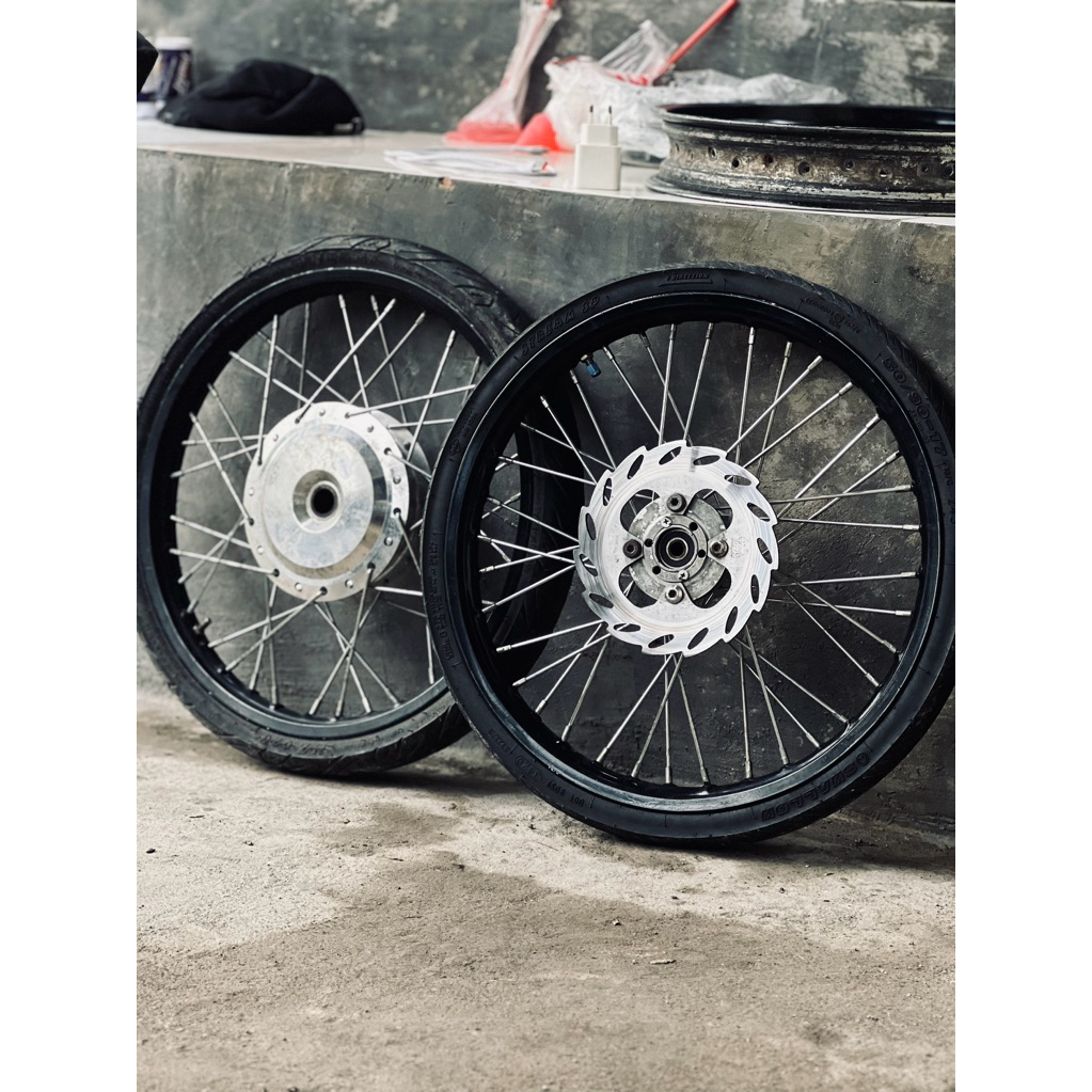 velg r17 set vario 125