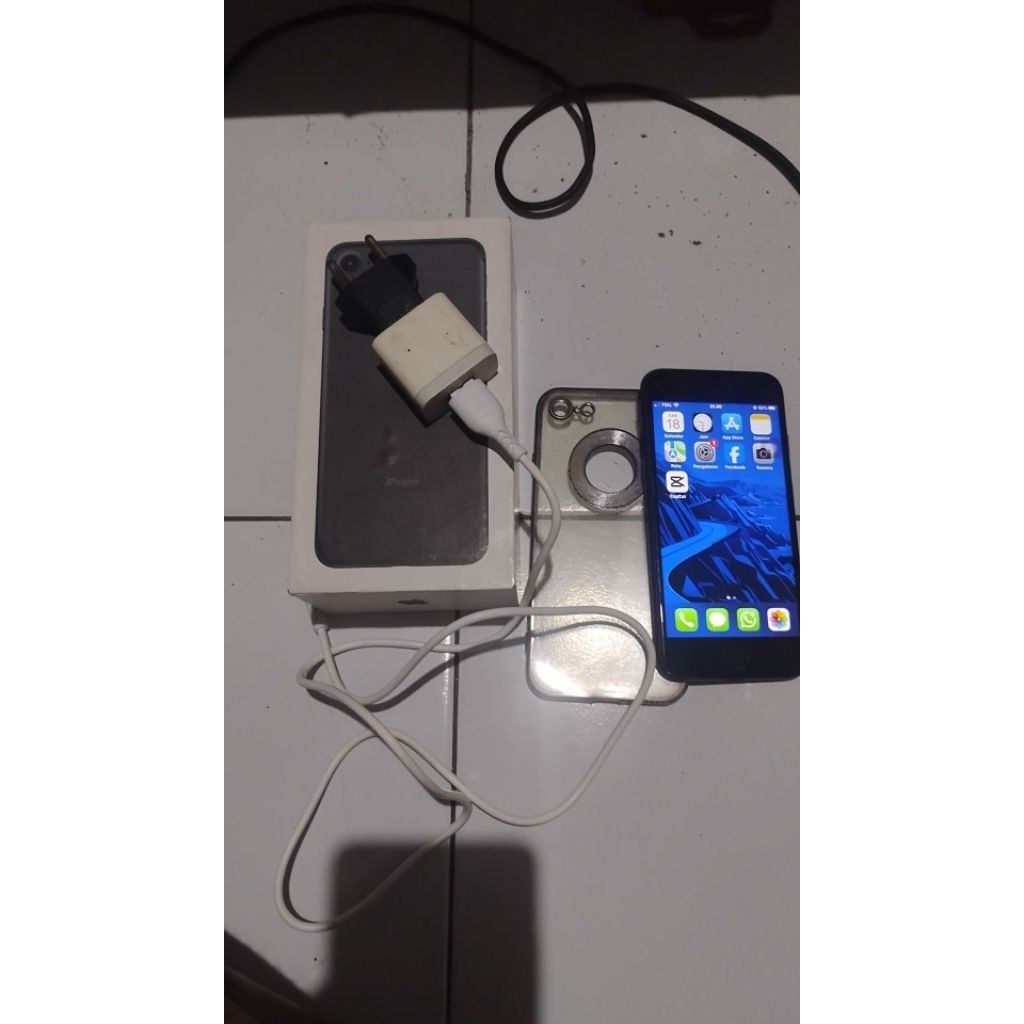 IPHONE 7 / IP 7 Black 128GB Second BEKAS | MULUS NORMAL FULLSET