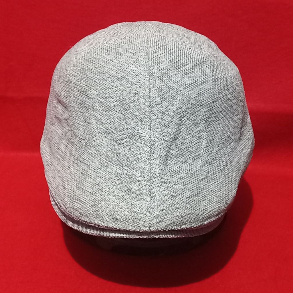 Topi Second Flat Cap Copet Preloved 102
