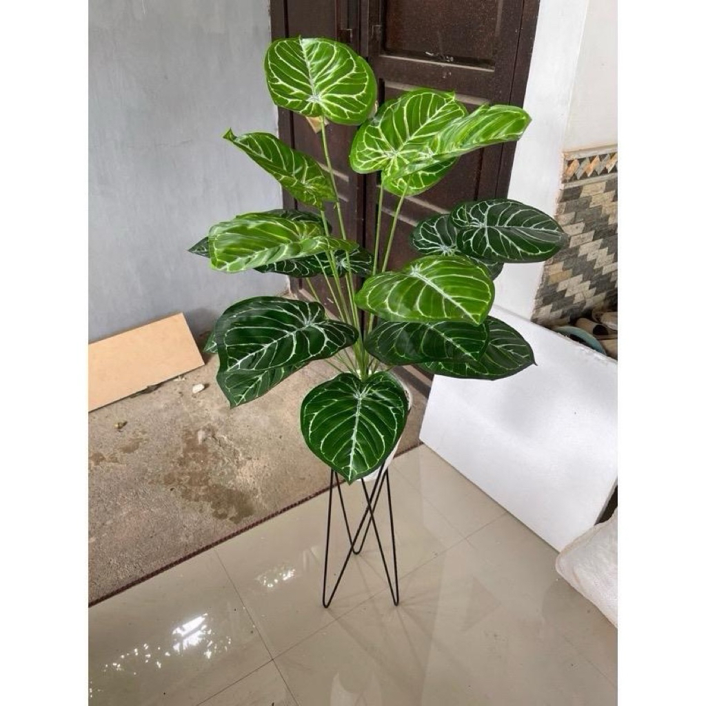 DAUN KUPING GAJAH Artificial Standing besi Pot Phirus Plastik Dekorasi Rumah Minimalis