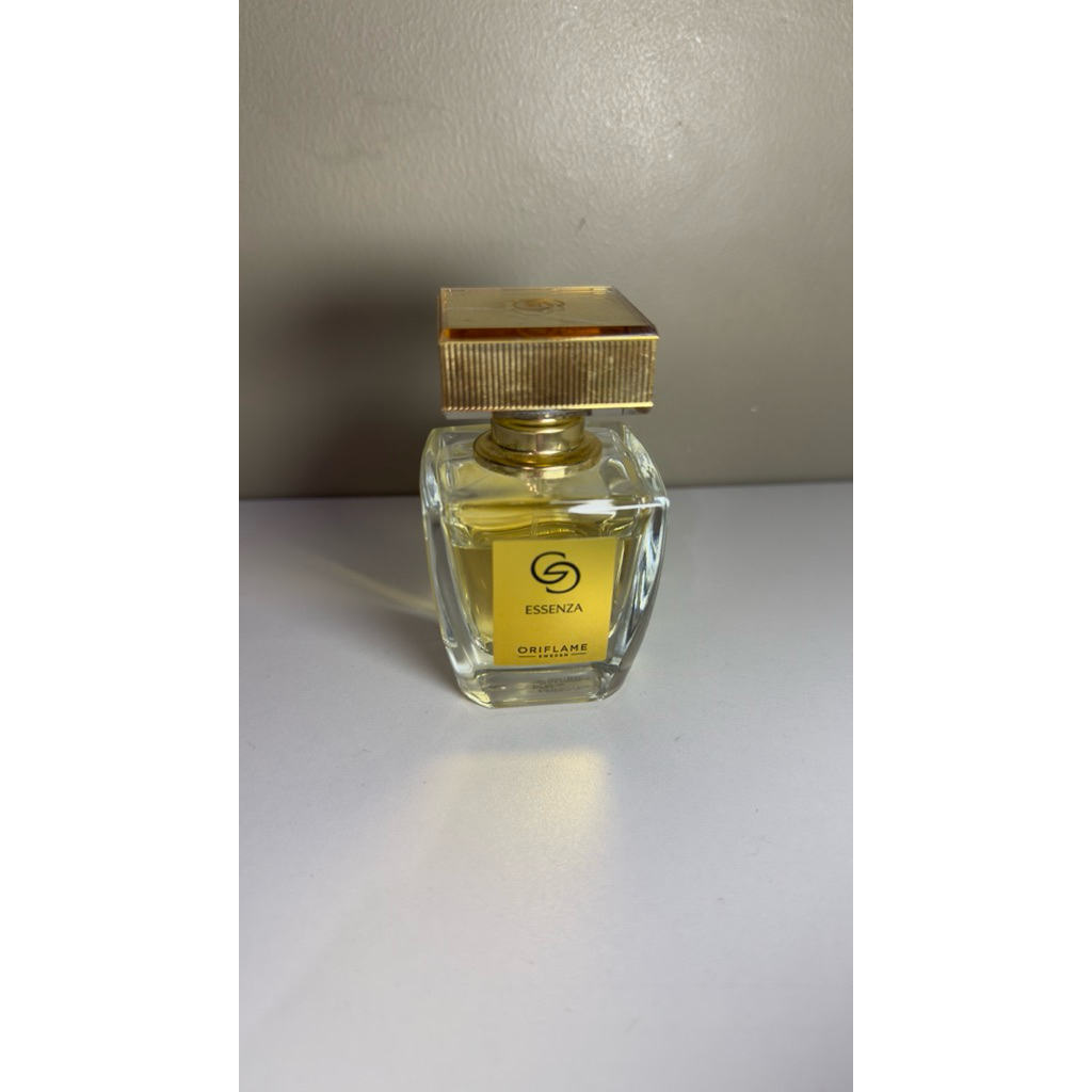 preloved oriflame gold essenza