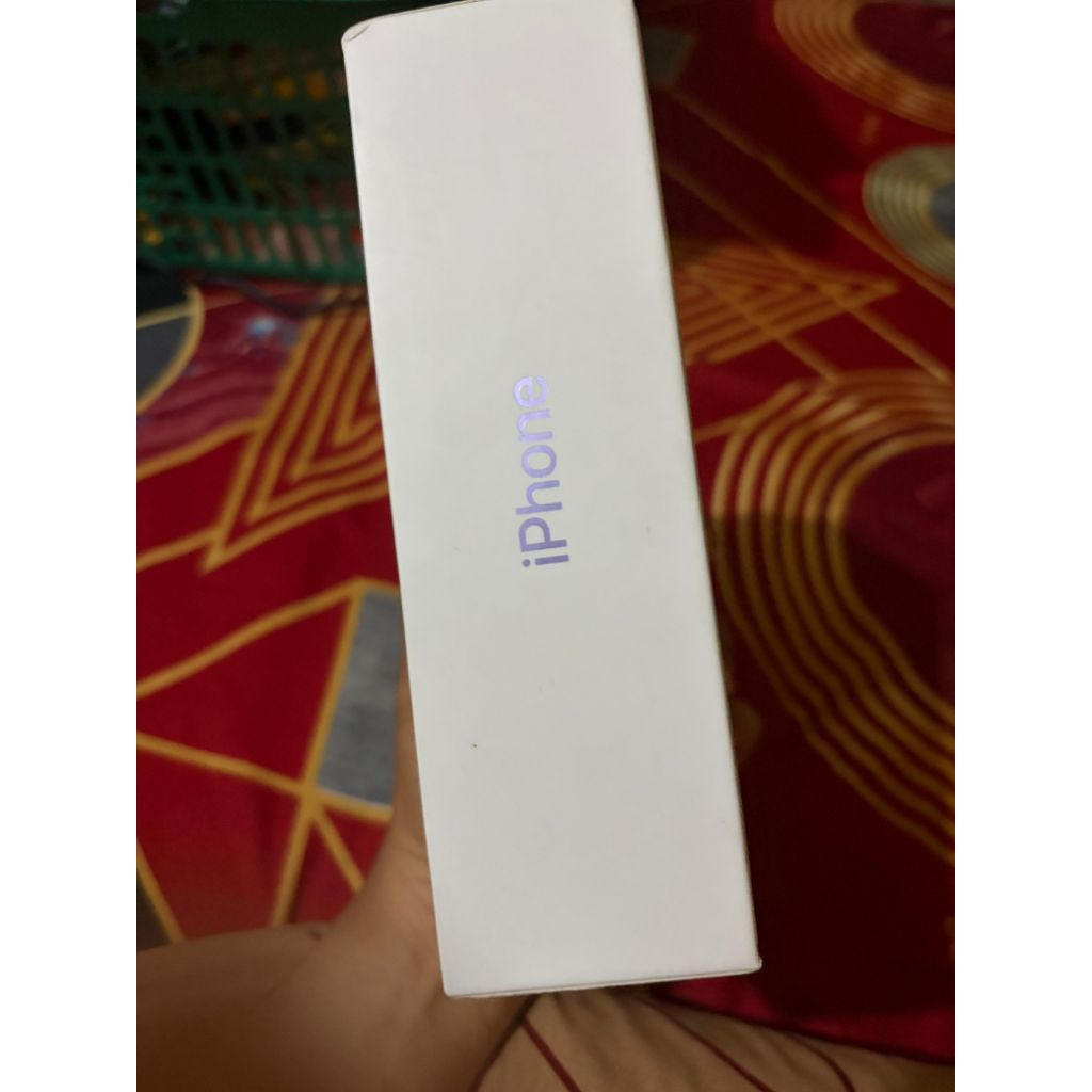 Kotak Iphone 11 128GB