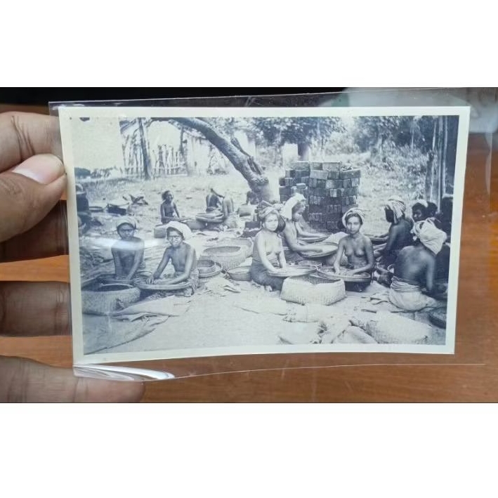 foto lawas kegiatan wanita jaman dulu antik