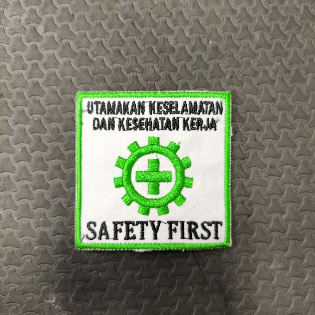 Bordir Logo Safety First  kotak / Bordir Safety First / Logo Bordir Safety First / Logo Safety First