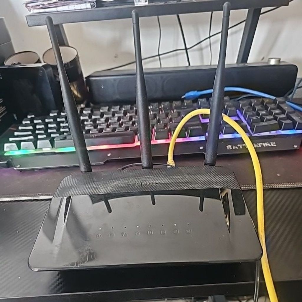 DLINK DIR 809