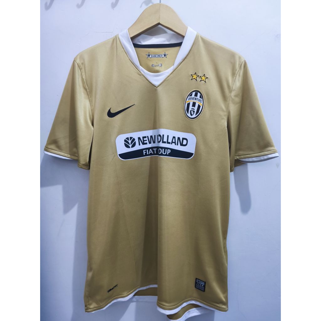 Original Jersey Retro Juventus Away 2009/10 Size M Trezeguet