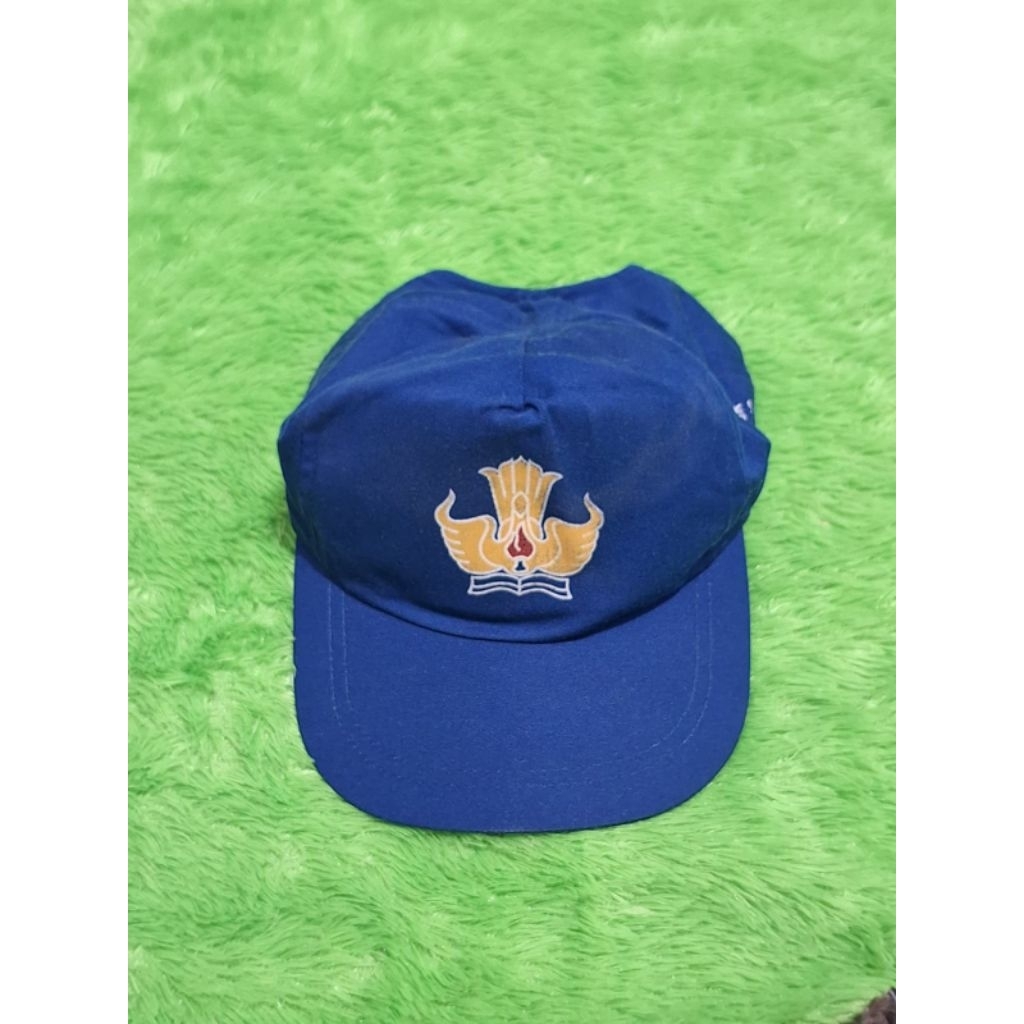 Topi anak Smp bpk penabur