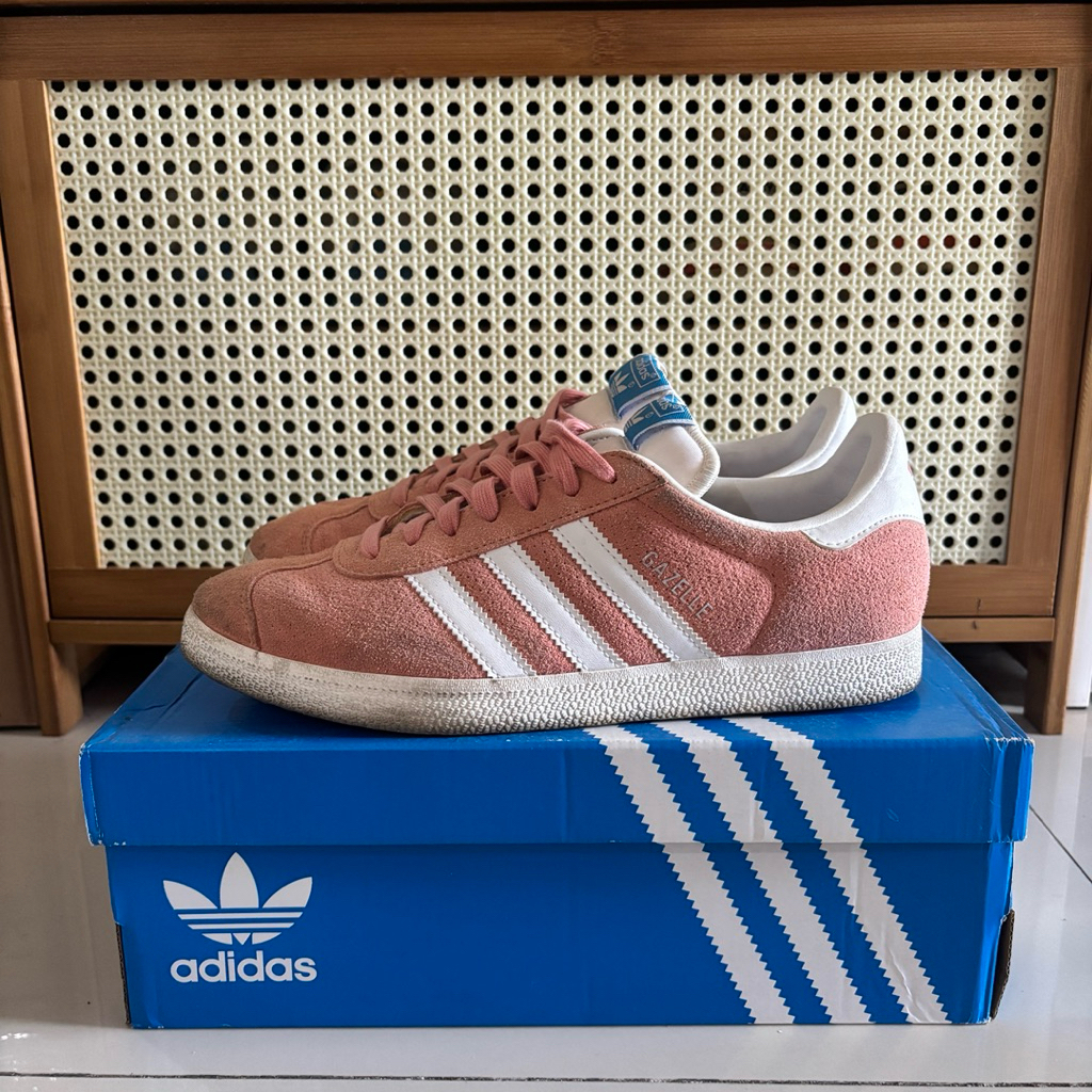 Sepatu Sneakers Adidas Gazelle Second 100% Original