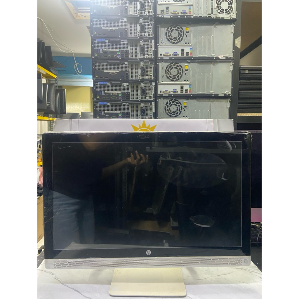 ALL IN ONE HP i7 GEN 7700T RAM 8GB HDD 1TB LIKE NEW