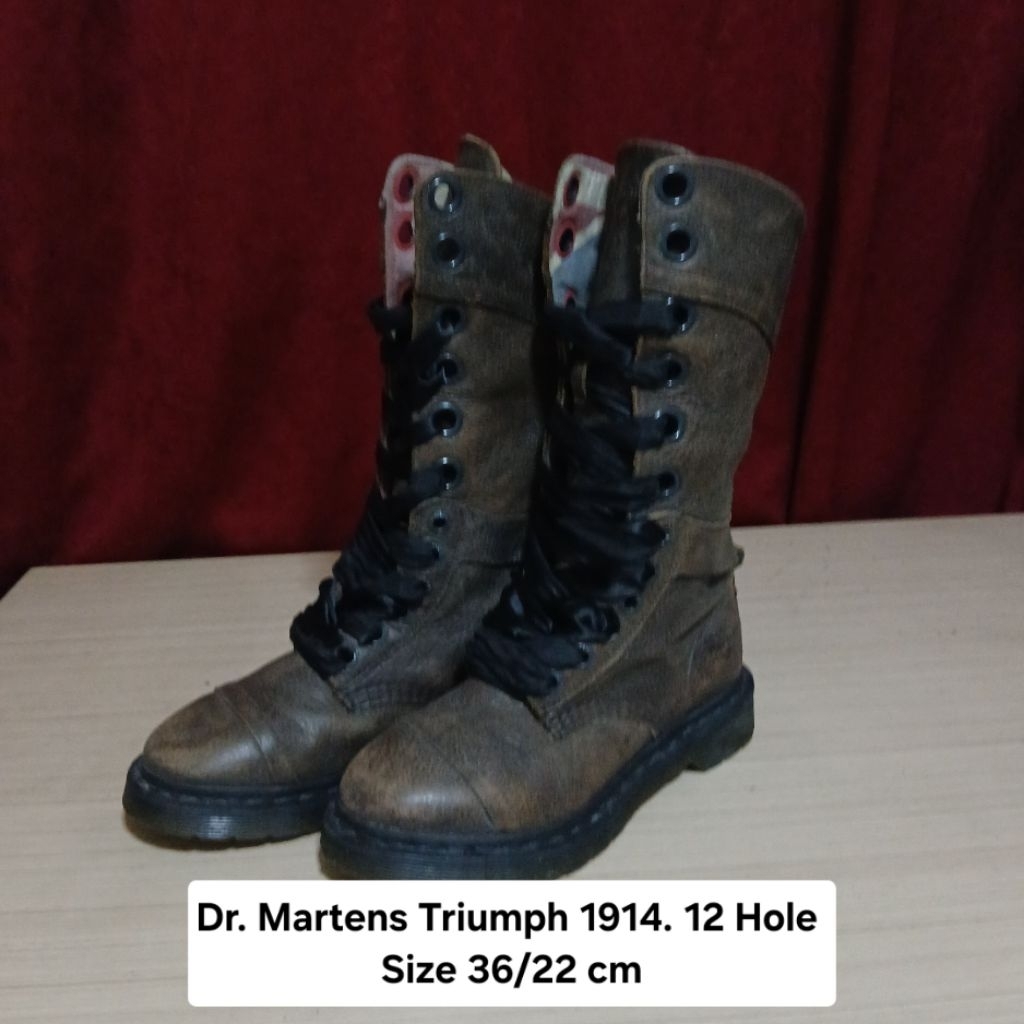 Dr. Martens Triumph 1914. 12 Hole