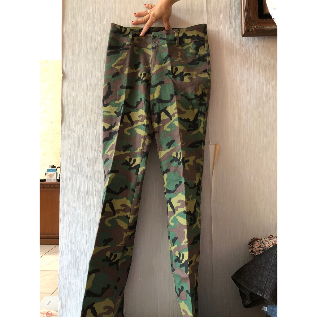 celana panjang tentara